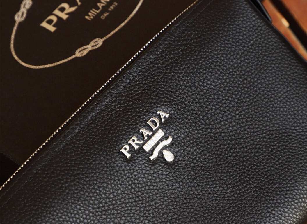 Batch (Arrival)   PRADA Explosive Combination Lock; Rich Masterpiece ~~ Real Pure Cowhide with Leather Taste, Model 33015-1...   Exclusive fire models attention;... Paris first exhibition CEO heavy recommended models PRA