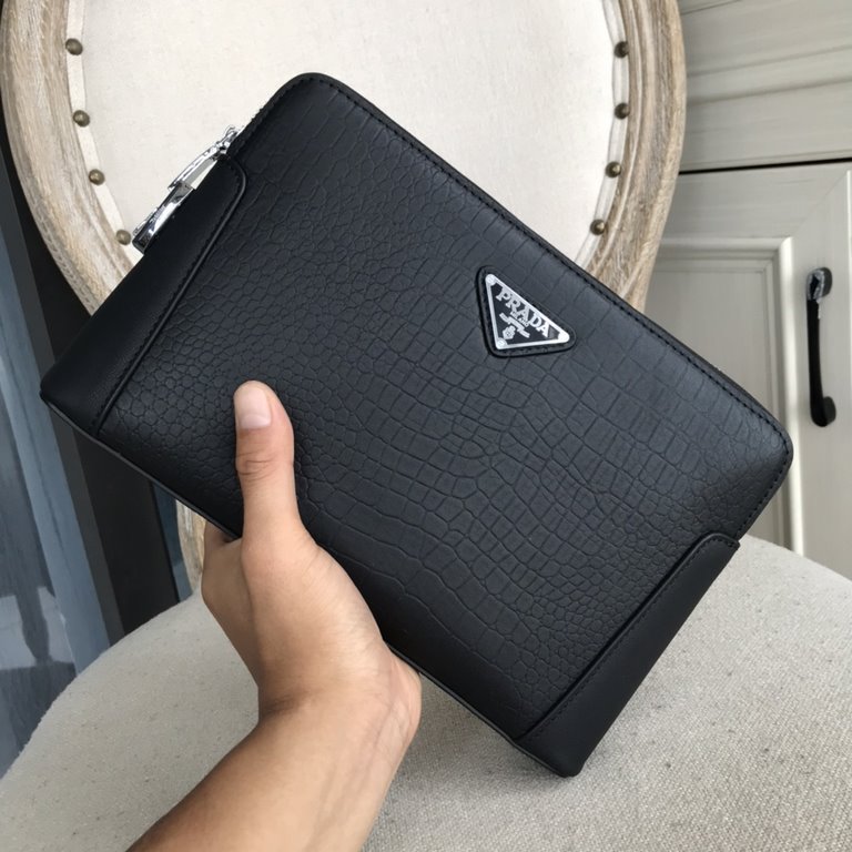 Top counter rat ruthless goods 2022 latest style Prada Men's Combination Lock Clutch Bag fire models a large number of shipments to pull, clamoring counter goods   top original single goods   paper talking about bragging