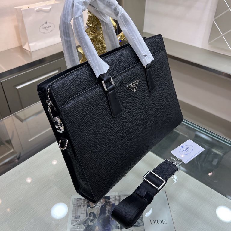 PRADA Prada New Briefcase Made of imported cowhide leather, top polished stainless steel finish metal accessories , front exterior triangular enamel logo, ring head with combination lock, simple and generous business Suc