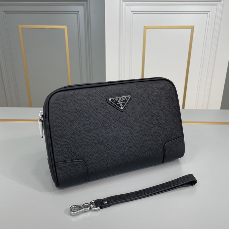 Original single goods [love] Prada original single authentic new counter with the same high-end men's casual handbag   workmanship is super refined and elegant. With imported raw materials cowhide counter special hardwar