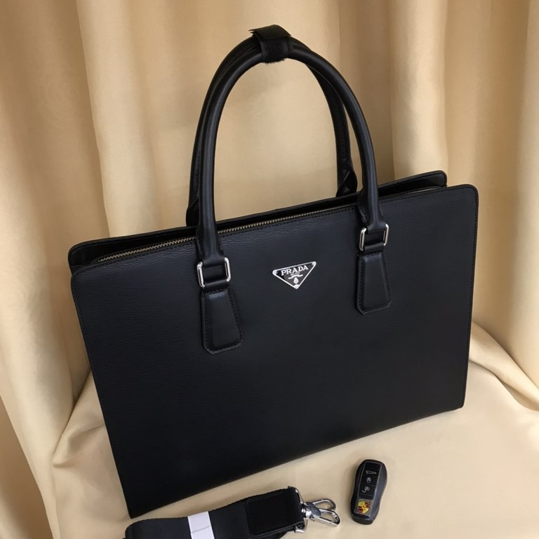 Out of the shipment [Heyha] PRADA Prada. Briefcase Genuine YKK hardware, get your hands on you understand how good Italy    imported elephant grain cowhide (market exclusivity), removable shoulder strap, the size of the 