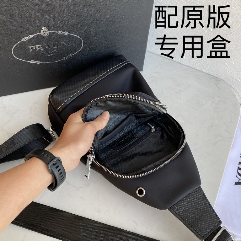 [With the original special box], the latest style, Prada men's chest bag   original single quality using imported nylon cloth material lightweight, comfortable, smooth texture, delicate feel Noble hardware low-profile lu