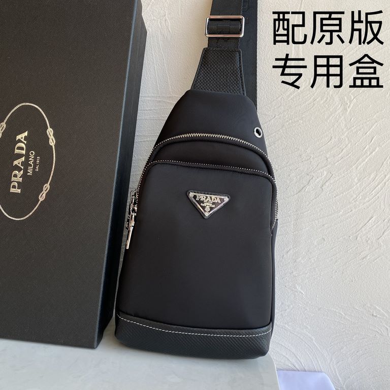 [With the original special box], the latest style, Prada men's chest bag   original single quality using imported nylon cloth material lightweight, comfortable, smooth texture, delicate feel Noble hardware low-profile lu