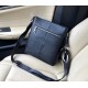 Model 33012-2. Model 33012-2. PRADA Prada original single channel goods simple atmospheric models version of the very good effect of the original hardware accessories leather special soft counter size 25x27x5.