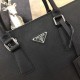 秘秘 [Prada 1807]    Counter the latest explosion of men's briefcases, heavy money to create a new channel goods   Energetic   Ideal for men's   Original hardware  LOGO clear and unparalleled   Top head-layer Cowhide   qua