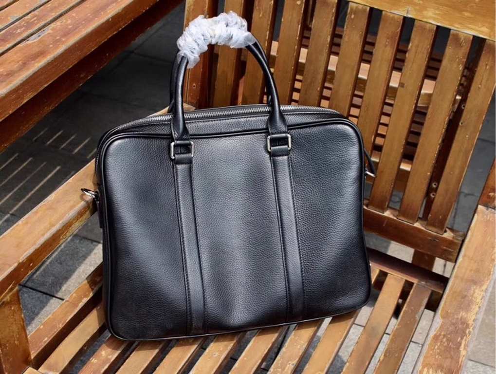 PRADA.Black.  workplace model. Size 39x30x6cm