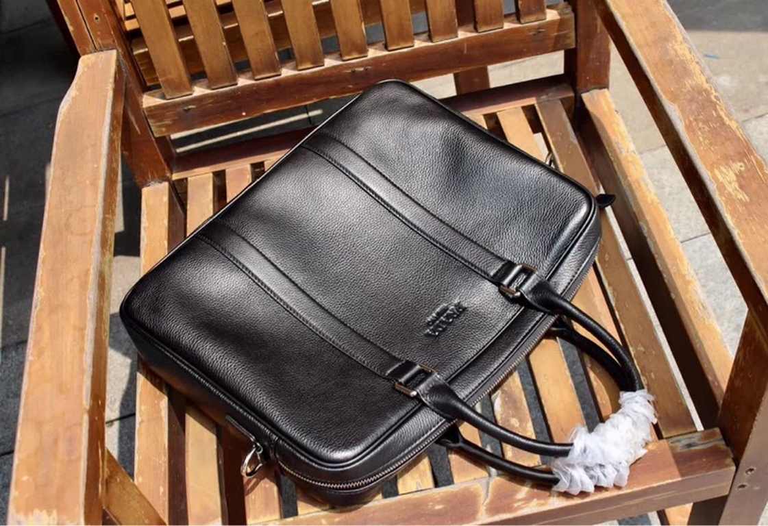 PRADA.Black.  workplace model. Size 39x30x6cm