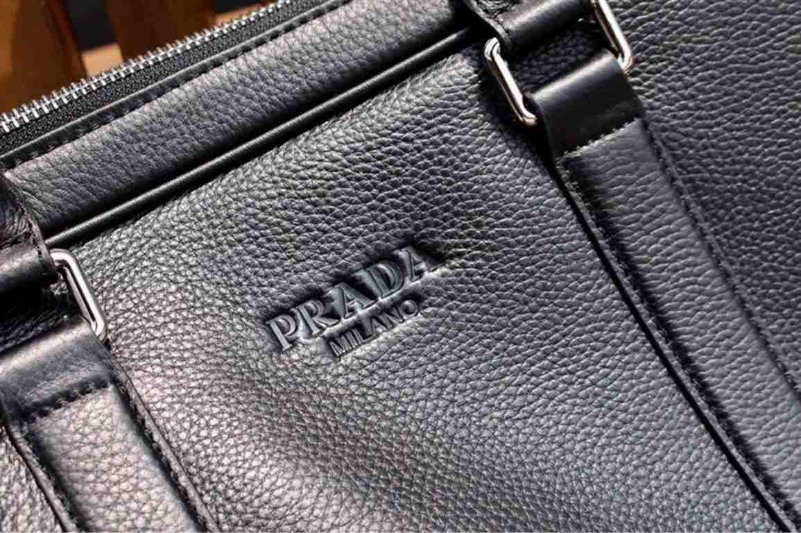 PRADA.Black.  workplace model. Size 39x30x6cm