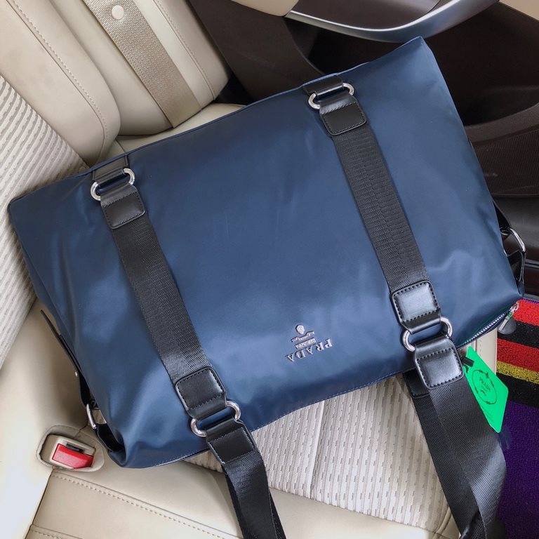 [Prada 1102-1 travel bag] 秘 Official latest models    this year, heavy money to create a new channel    vibrant business and leisure, the man's ideal choice, LOGO is clear and unparalleled, imported nylon tarpaulin with 