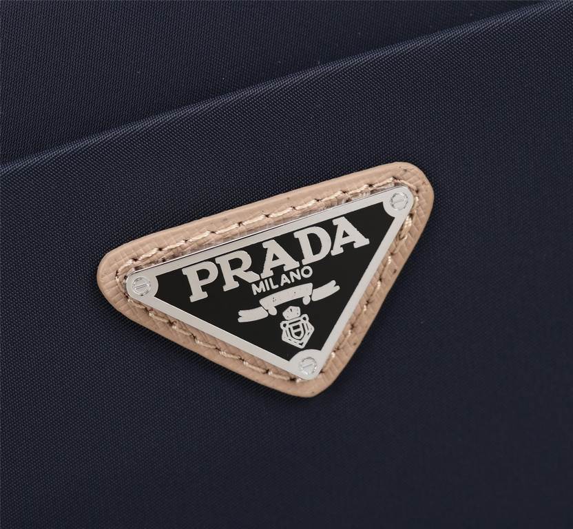 [Top original single quality] 2022 latest models Prada double pull handbag European original imported Prada special cloth outlined cross grain pattern iconic lines, using imported equipment production, fashion trend, cou