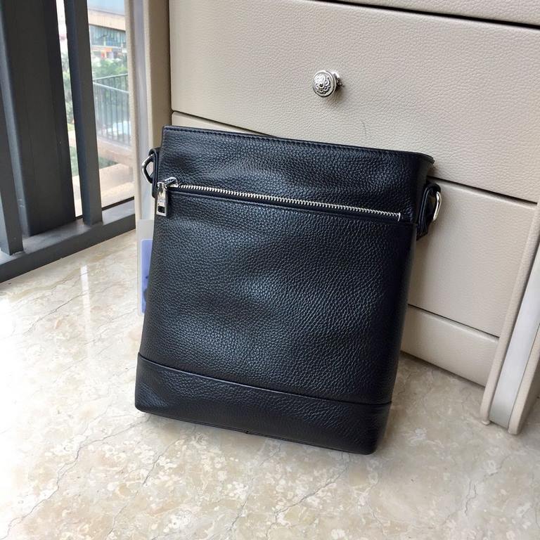 New  Prada 6032# men's top quality, briefcase handbag crossbody bag   hot selling explosive models,   please recognize the leather and details,   high-end atmosphere   upscale   the original quality   the original cow le