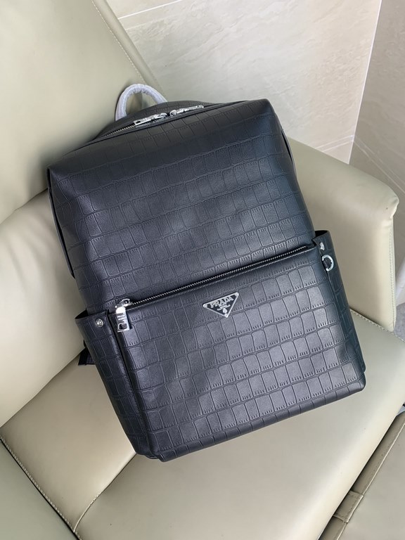 Top counter rats high-end goods 2023 latest hot models Prada deerskin shoulder backpacks a large number of shipments, clamoring counter goods   top original single goods   paper talking about bragging rights we will not,