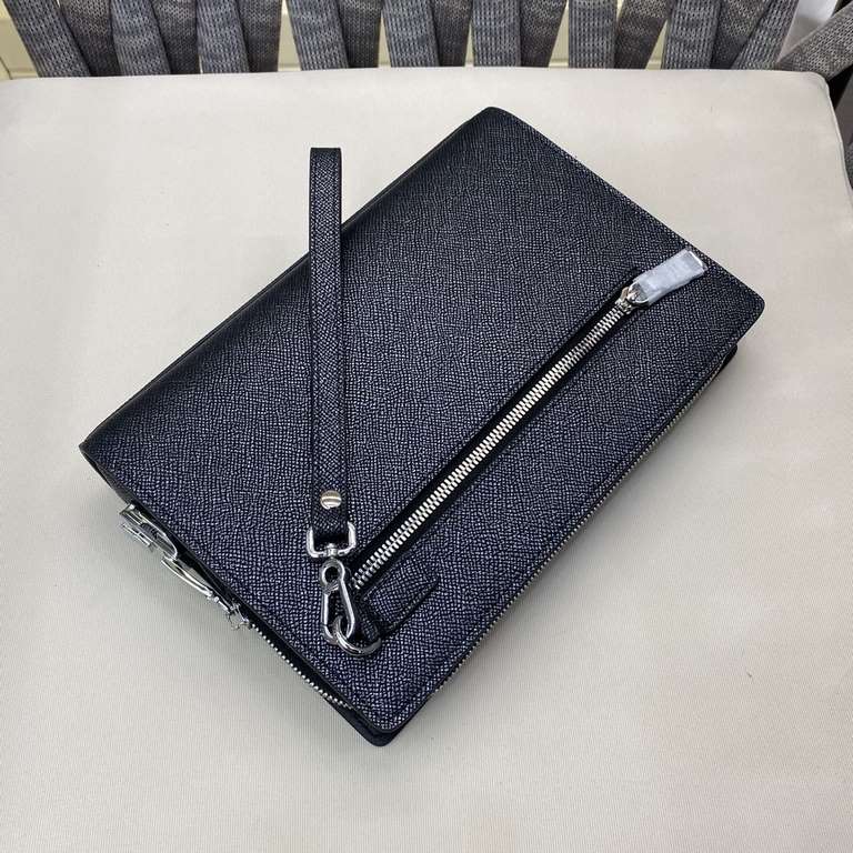 PRADA-Prada latest men's clutch bag   made of calfskin leather Leather is soft and feels superb Configuration code   Practical Details exquisite workmanship High-end atmospheric upscale Casual and generous High-quality  