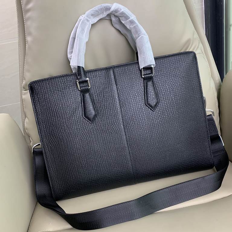 Top counter rats high-end goods 2023 latest hot models Prada  3   zipper compartment handheld briefcase hot models a large number of shipments, clamoring counter goods   top original single goods   paper talking about br