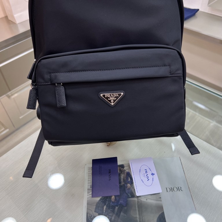 Original quality PRADA Prada Latest model 2VZ066 enamel triangle micro-labeling Imported original parachute fabric Using imported equipment    lines are clear ZP synchronization Original hardware accessories can be debug