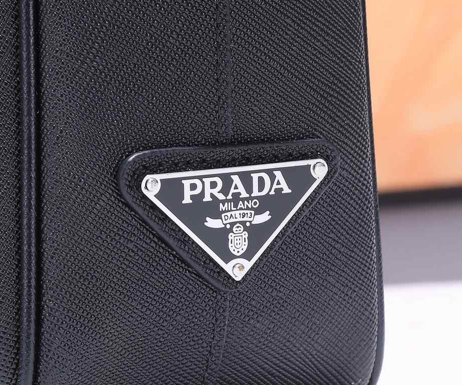 PRADA latest explosive models   Model P8018 [ counter private goods men's briefcase            ] original private goods quality! European original factory special cross grain cowhide ! The original hardware LOGO!   work 