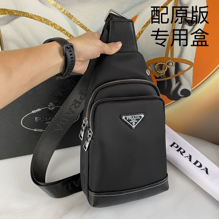 [With the original special box], the latest style, Prada men's chest bag   original single quality using imported nylon cloth material lightweight, comfortable, smooth texture, delicate feel Noble hardware low-profile lu