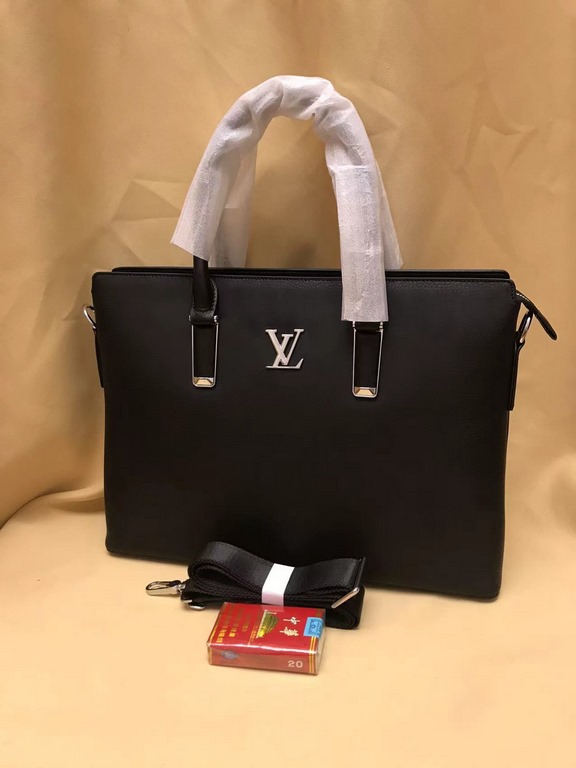 Out of the shipment [Heyha] PRADA Prada. Briefcase Genuine YKK hardware, get your hands on you understand how good Italy    imported brushed cowhide (market exclusivity), removable shoulder strap, the size of the body ca