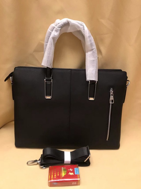 Out of the shipment [Heyha] PRADA Prada. Briefcase Genuine YKK hardware, get your hands on you understand how good Italy    imported brushed cowhide (market exclusivity), removable shoulder strap, the size of the body ca