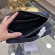 PRADA Prada new clutch bag, shoulder bag shipment, fashionable style, high end gas! Using the first layer of imported cross grain leather cattle with original hardware Home travel must-have products  Model 9508-3Size 27-