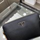 PRADA Prada New Clutch Bag Made of imported cross grain cowhide leather, top polished stainless steel finish metal accessories , front exterior triangular enamel logo, double-pull double-lock design is more practical and