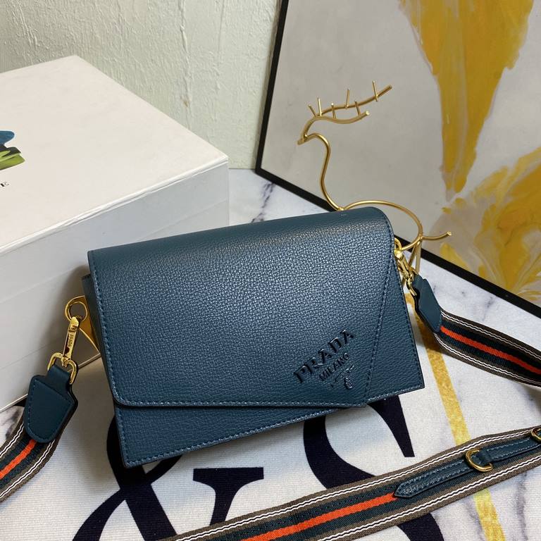 New   Official website exploded flap new    Prada  PRADA - flap sales champion models,   Model 2105  , configure two straps  , 2020 four seasons suitable for the fashionable shoulder straps women's bag models  Striped Sh