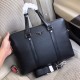 秘秘 [Prada 1868 top quality]    Counter the latest explosion of men's briefcases, heavy money to create a new channel goods   Energetic   Ideal for men's style   The original hardware  LOGO clear as day   Top head layer c