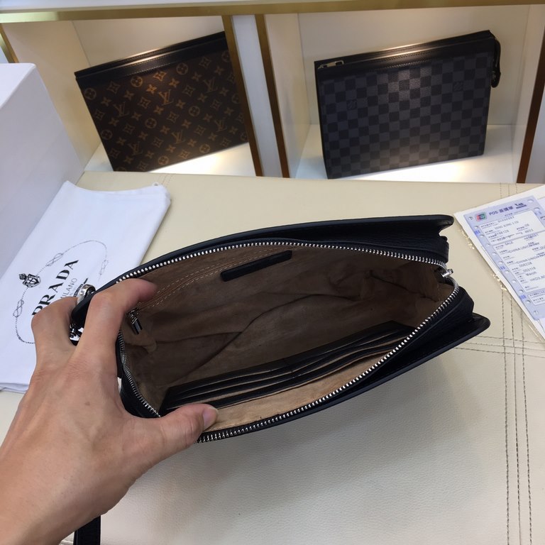 The original official network model 66590-4 original single goods [love] Prada original single authentic new counter with the same high-end men's casual clutch   workmanship super refined and elegant. With imported raw m