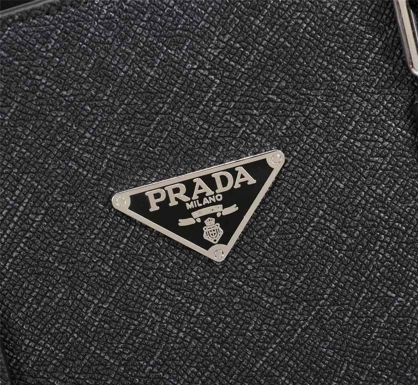 Top quality original single】2022 newest model Prada combination lock briefcase European original imported cowhide sketching iconic lines, using imported equipment, fashionable trend, counter quality, more front zipper po