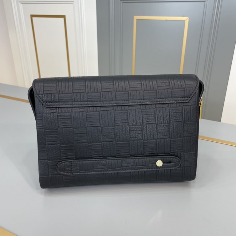 .    Original single goods [love] Prada original single genuine new counter with the same high-end men's casual clutch bag   workmanship is super refined and elegant. With imported raw materials cowhide counter special h