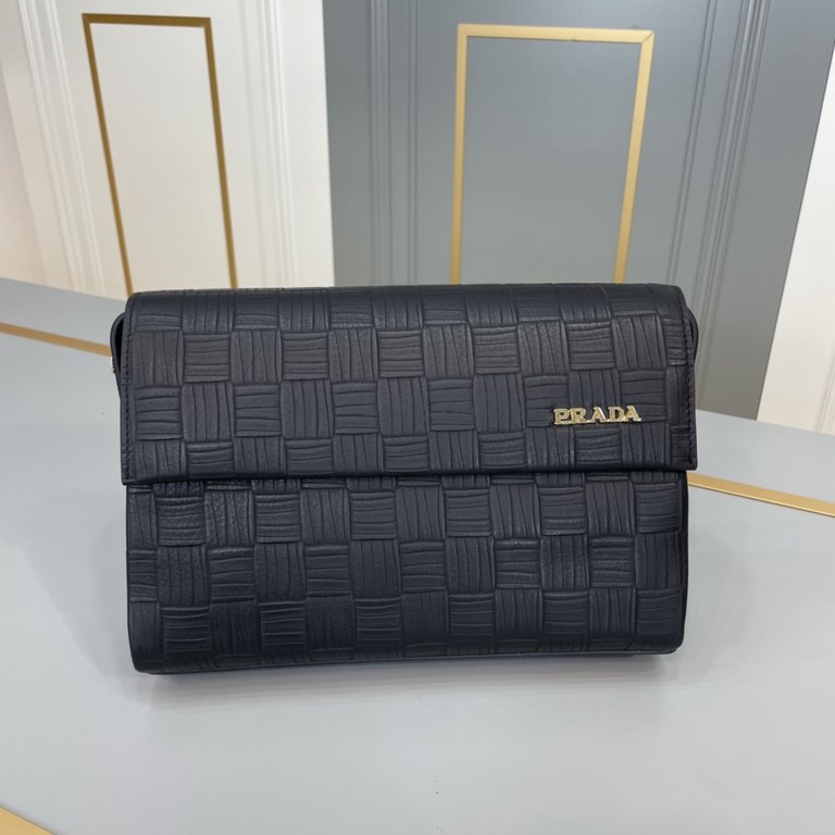 .    Original single goods [love] Prada original single genuine new counter with the same high-end men's casual clutch bag   workmanship is super refined and elegant. With imported raw materials cowhide counter special h