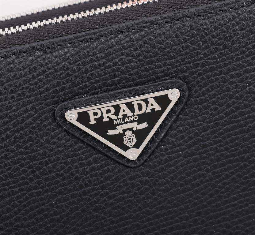 [Top original single quality] 2022 the latest models of combination lock Prada double zipper handbag Europe's original imported cowhide sketched iconic lines, using imported equipment production, fashion trend, counter q