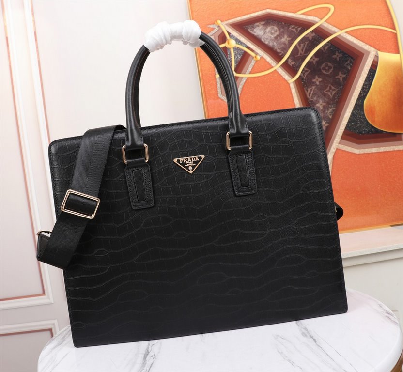 【Top Original Quality】 2022 Newest Prada Briefcase The original European imported cowhide outlines the iconic lines of crocodile pattern, made with imported equipment, fashionable and trendy, counter quality, more zipper