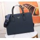 【Top Original Quality】 2022 Newest Prada Briefcase The original European imported cowhide outlines the iconic lines, made with imported equipment, fashionable and trendy, counter quality, more zipper pockets and internal