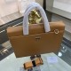 PRADA   Prada new men's stereotypical briefcase, made of imported first layer stereotypical cowhide leather, with top hardware, with a combination lock, in the briefcase series is really the best. Businessmen and trendse