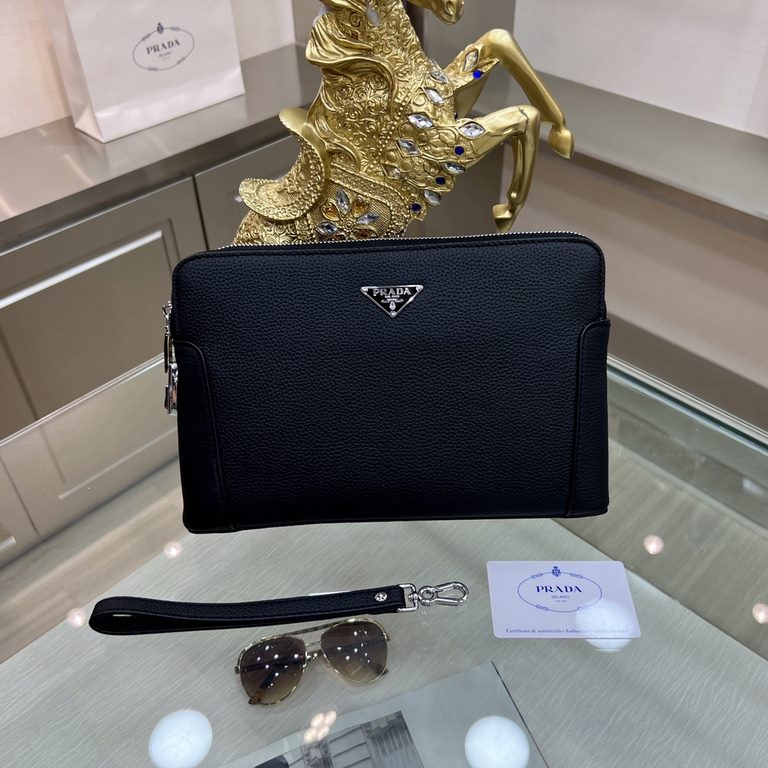 PRADA (Prada   )   Haute Couture Men's Clutch Series Top imported cowhide leather, with combination lock, double pull design, senior tailor Three-dimensional tailoring perfect version of the hands on the effect of the ex