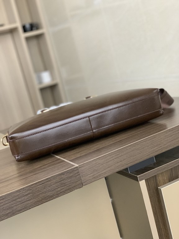 Top counter rats high-end goods 2023 latest fire models Prada imported flower leather pattern code lock handheld briefcase fire models a large number of shipments, clamoring counter goods   top original single goods   pa