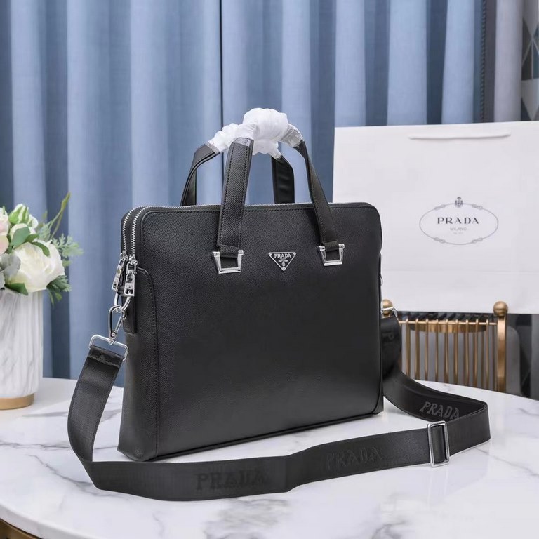 New Prada   8016 double pull .... High-end goods, hot models .... Imported first layer cross grain cowhide... The bag is also equipped with the same high-end lining as the latest counter models. Good handmade, high-end, 