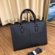 Out of the shipment [Heyha] PRADA Prada. Briefcase Genuine YKK hardware, get your hands on you understand how good Italy    imported brushed cowhide (market exclusivity), removable shoulder strap, the size of the body ca