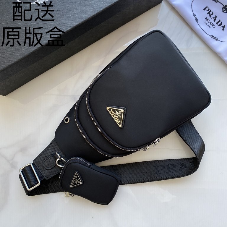 Prada's newest style, men's chest bag   original single quality Made of imported nylon cloth lightweight, comfortable, smooth texture, delicate feel Noble hardware Low-profile luxury connotation Fashion casual handsome C