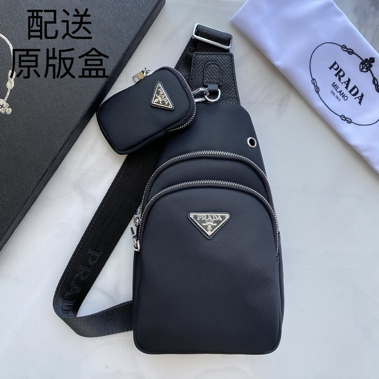 Prada's newest style, men's chest bag   original single quality Made of imported nylon cloth lightweight, comfortable, smooth texture, delicate feel Noble hardware Low-profile luxury connotation Fashion casual handsome C