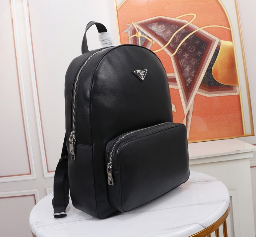 【Top Original Quality】 2022 Newest Prada Travel Bag Shoulder Backpack The original European imported cowhide sketches the iconic lines, made with imported equipment, fashionable and trendy, counter quality, more zipper p