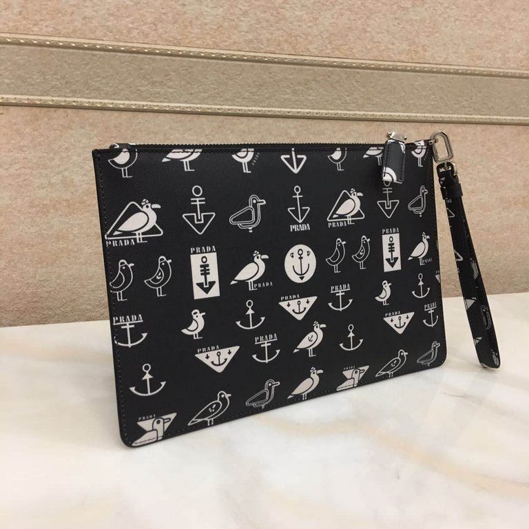 Exclusive  [Original Goods] Prada Clutch BagModel 8113Size 28-17Counter new    heavy hit version of the replica   original leather replica   leather super soft   oversized capacity   customized counter original hardware 