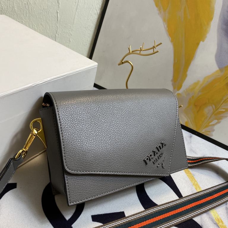 New   Official website exploded flap new    Prada  PRADA - flap sales champion models,   Model 2105  , configure two straps  , 2020 four seasons suitable for the fashionable shoulder straps women's bag models  Striped Sh