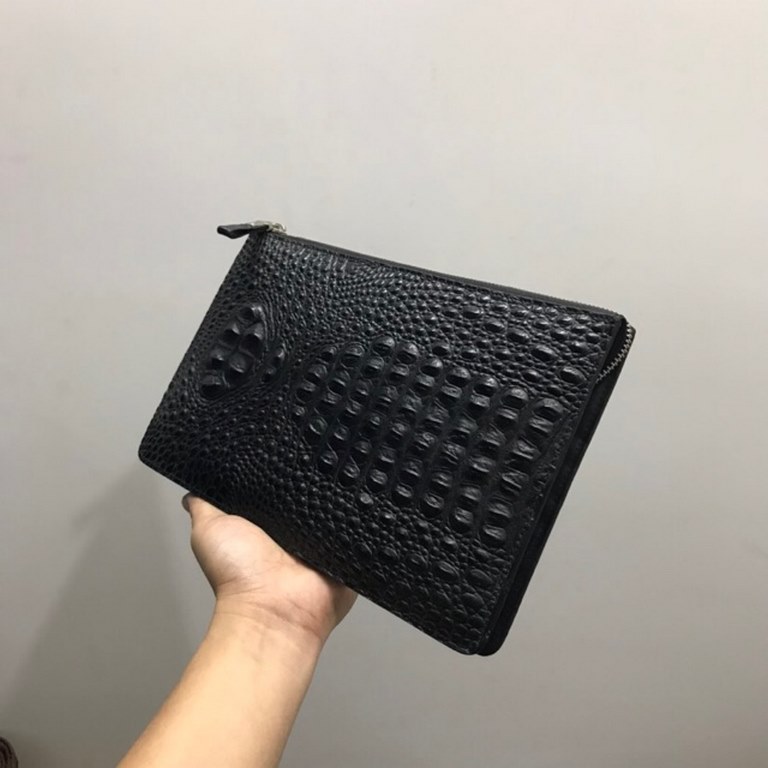 Top original single Prada men's casual envelope folder bag, with 12 card positions, inner pocket multi-space pattern, imported head layer cowhide pressure crocodile pattern, the original board hardware, YKK zipper super 