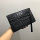 Top original single Prada men's casual envelope folder bag, with 12 card positions, inner pocket multi-space pattern, imported head layer cowhide pressure crocodile pattern, the original board hardware, YKK zipper super 