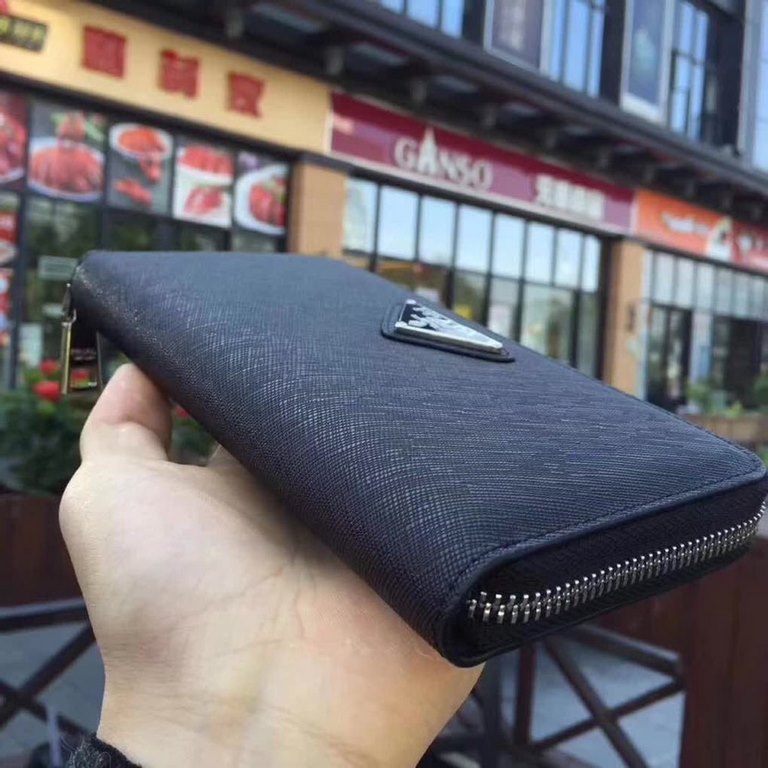 () [Original] PRADA Prada  [Model] 666047 small wallet [Size] 19-10-2.5cm [Color] black high-end quality (original authentic) [Material] PRADA counter purchases of the classic  the original imported   cowhide  authentic 