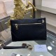 PRADA Prada new clutch bag official website the same out of step goods, fashionable style, high The new Prada clutch bag is the same as the official website! Adopting the first layer of imported leather cattle with origi