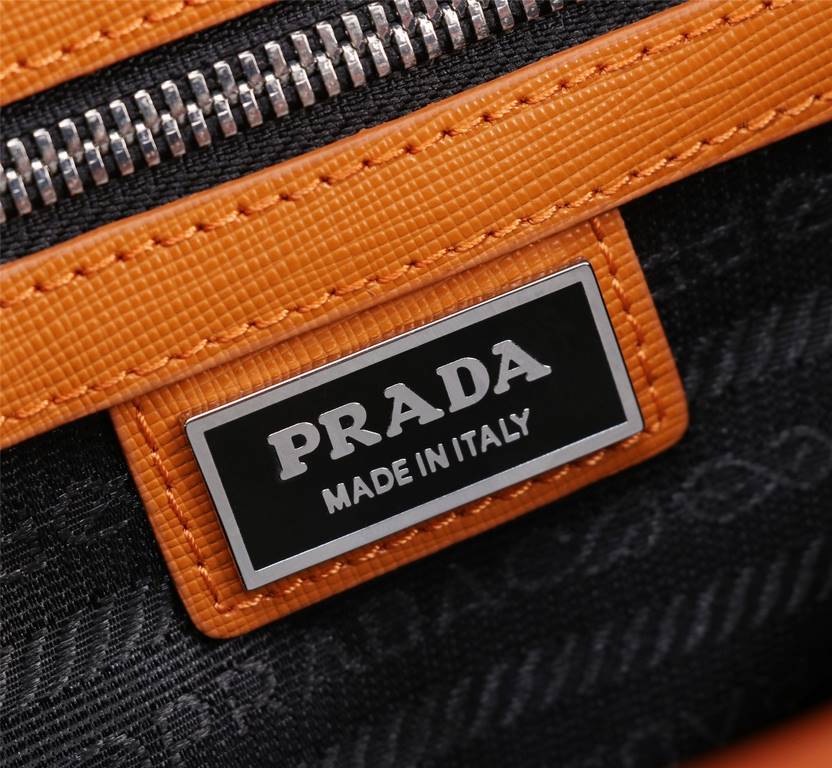 [Top original single quality] 2022 latest models Prada Double Lara shoulder bag crossbody bag European original imported Prada special cloth outlined cross grain pattern iconic lines, using imported equipment production,