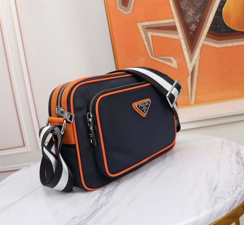 [Top original single quality] 2022 latest models Prada Double Lara shoulder bag crossbody bag European original imported Prada special cloth outlined cross grain pattern iconic lines, using imported equipment production,